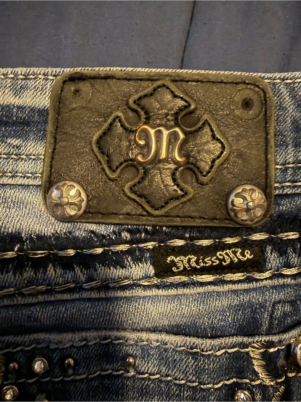 Miss Me Medium Blue Boot Cut Jeans with Embellished Pocket - Picture 2 of 14